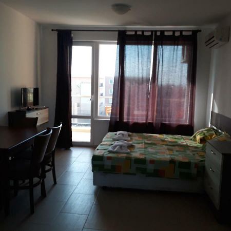 Anna Marina Apartments Sveti Vlas Extérieur photo