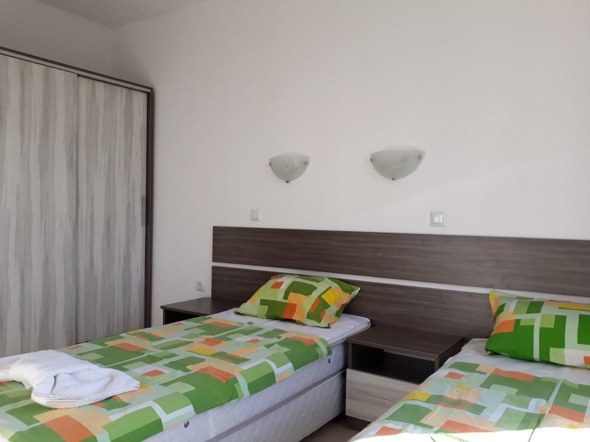 Anna Marina Apartments Sveti Vlas Extérieur photo